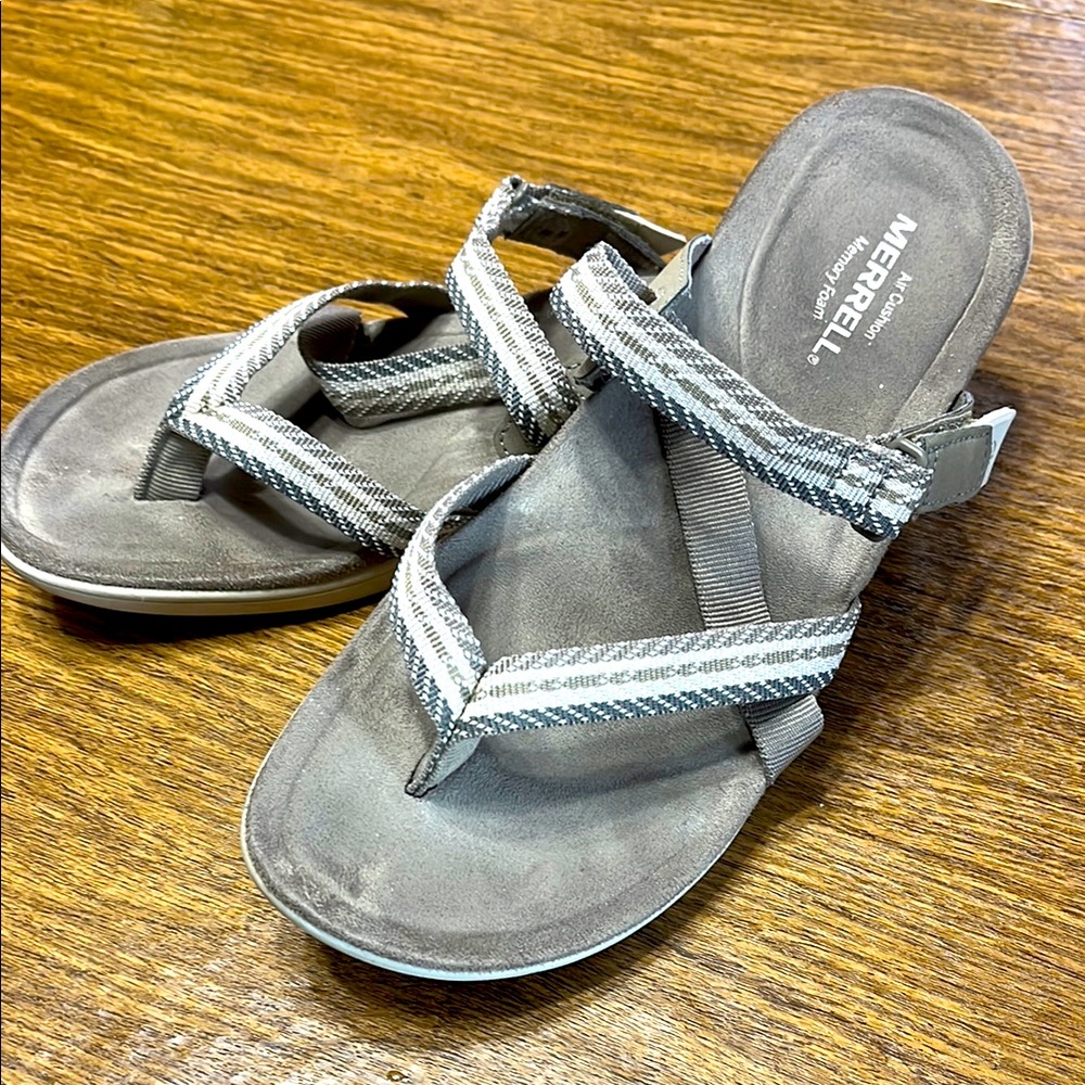 Merrell Women's Strappy Gray Sandals